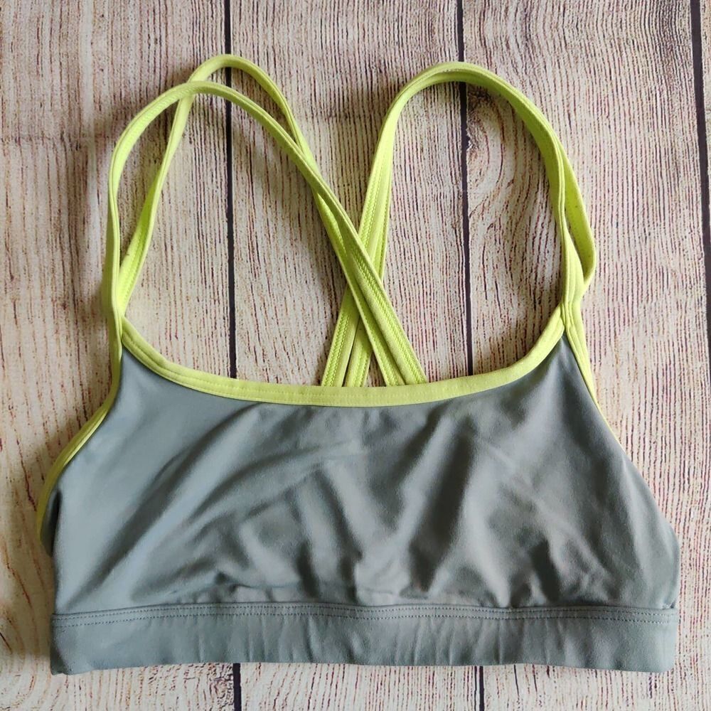 PINK Victoria's Secret crisscross sports bra sz XS